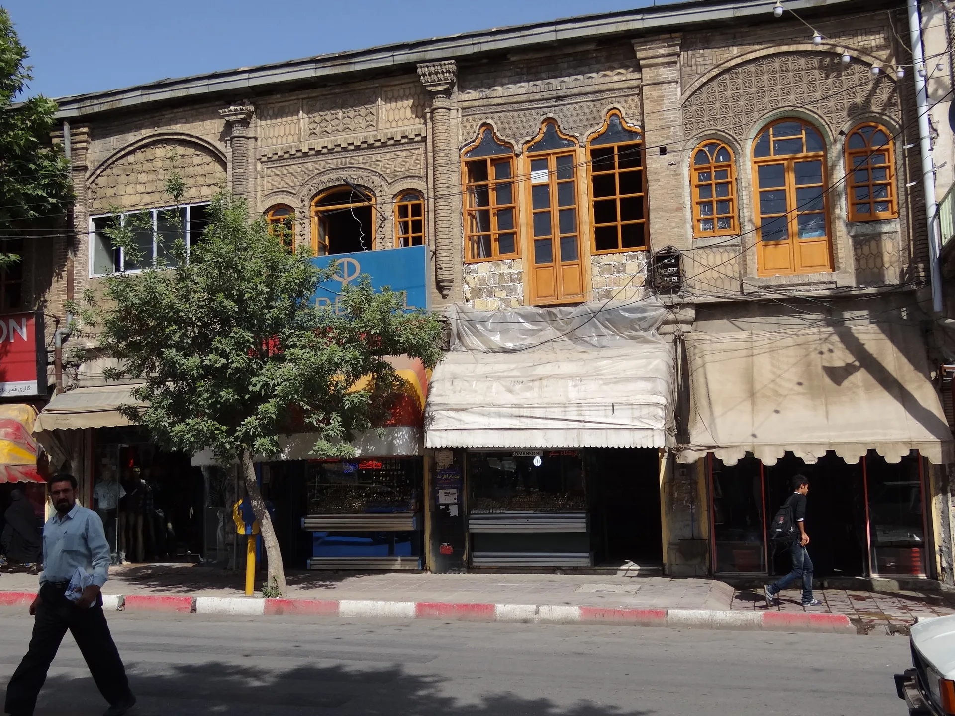 traditional-facade-street